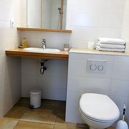 Clos Des Aigrettes -appartements A 30m Du Port De La Cotiniere , Ile D Oleron -commerces Et Plages A Pied 4*