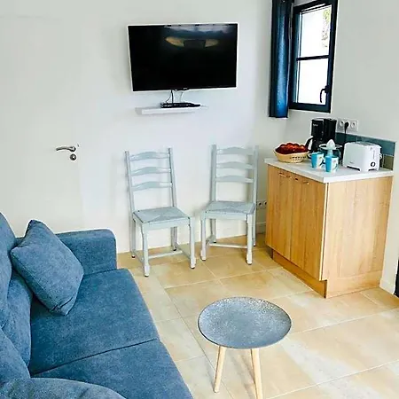Clos Des Aigrettes -appartements A 30m Du Port De La Cotiniere , Ile D Oleron -commerces Et Plages A Pied Hotel