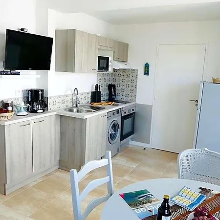 Clos Des Aigrettes -appartements A 30m Du Port De La Cotiniere , Ile D Oleron -commerces Et Plages A Pied