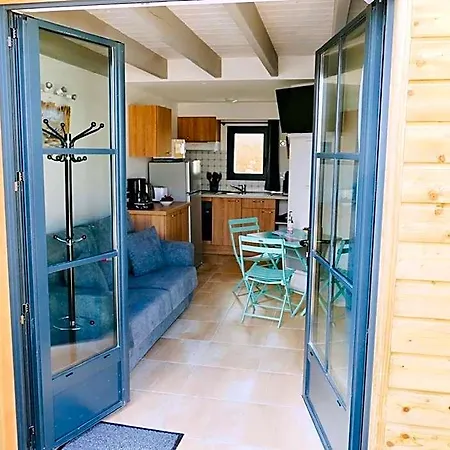Clos Des Aigrettes -appartements A 30m Du Port De La Cotiniere , Ile D Oleron -commerces Et Plages A Pied 4*